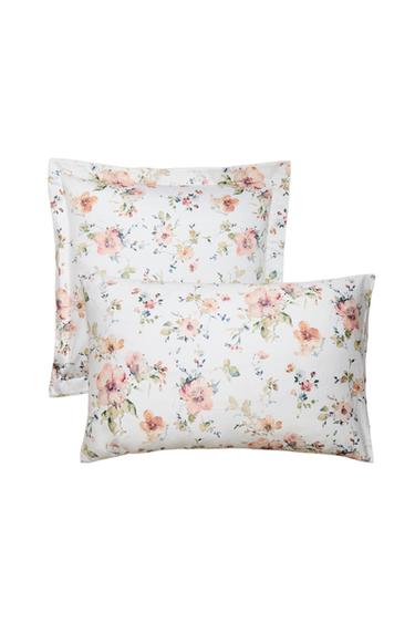 FUNDA ALMOHADA SATÉN FLORES SILVESTRES (300 HILOS) - Beige claro de Zara