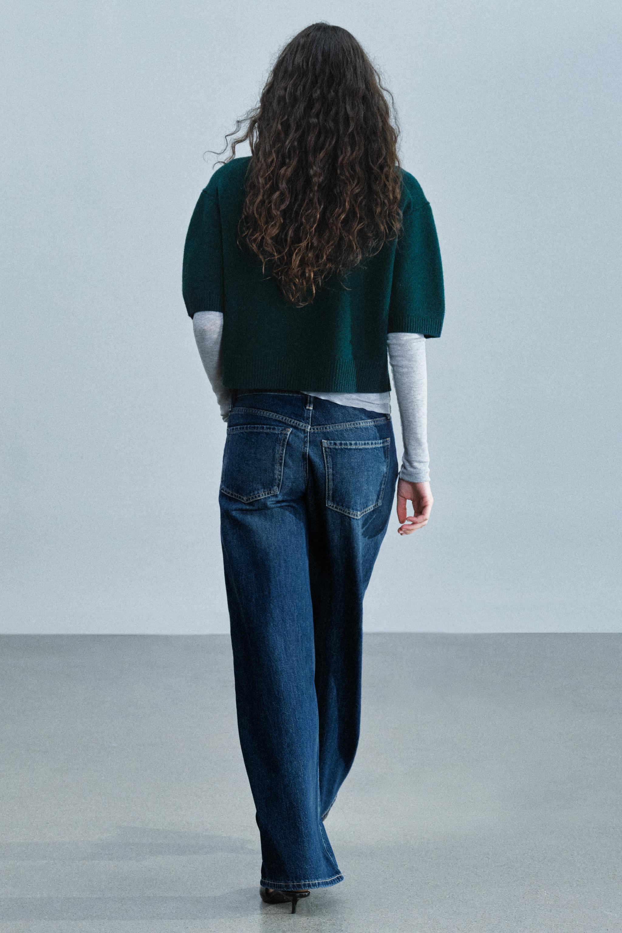 100% WOOL SHORT-SLEEVE VOLUME JUMPER