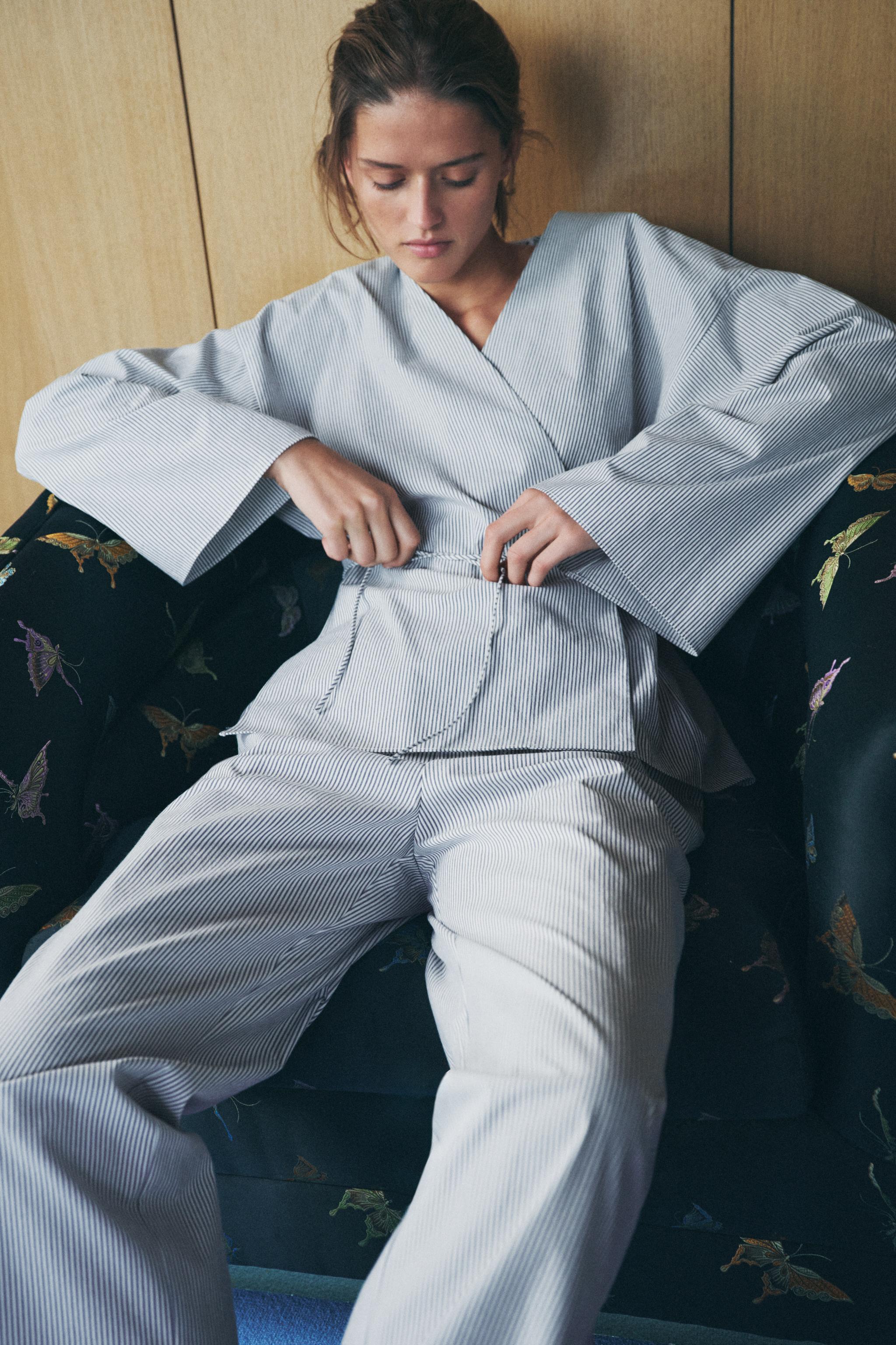 ETRO パジャマ風パンツ 07-mf-7926-nv25.jpg?fitin=720:720