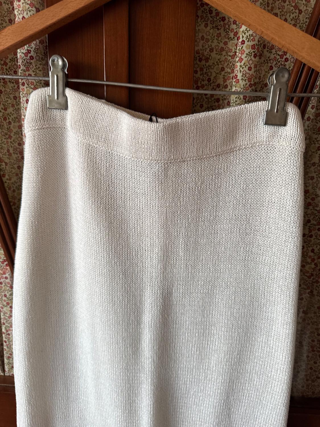LINEN BLEND PLAIN KNIT MIDI SKIRT - Image 3