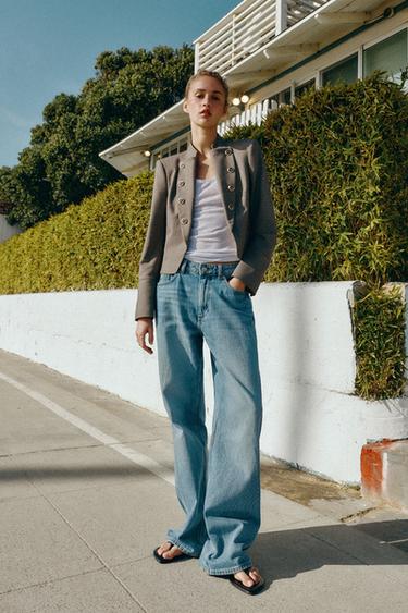 BLAZER ENTALLADA BOTONES SOLAPA - Tostado de Zara