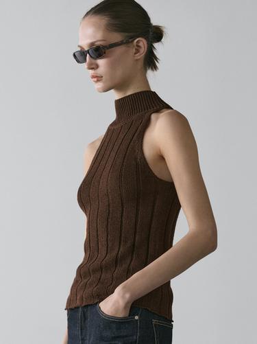 Top à emmanchures  américaines en coton mélangé - Chocolat de Zara