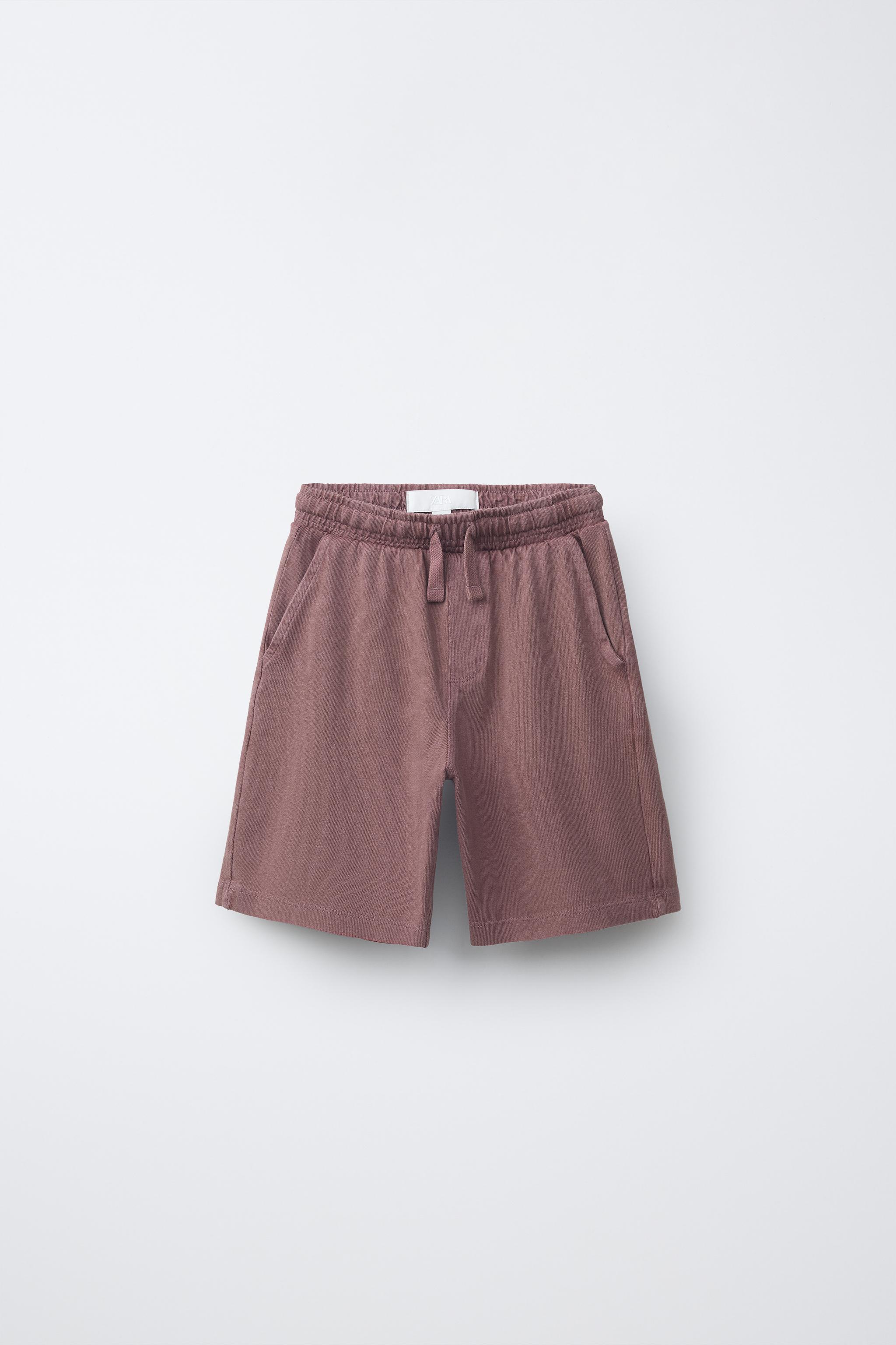 ENSEMBLE T-SHIRT ET BERMUDA UNI TEINT SUR PIÈCE