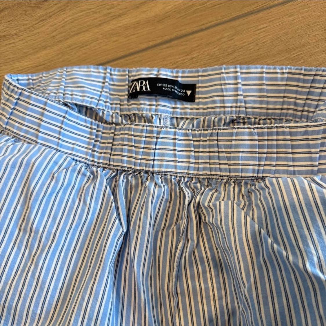 STRIPED BOXER LIKE SHORTS - Image 5