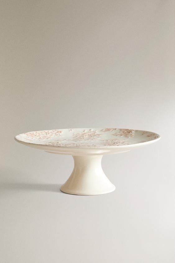CHRISTMAS PINE CONE EARTHENWARE CAKE STAND White / Navy ZARA Ireland