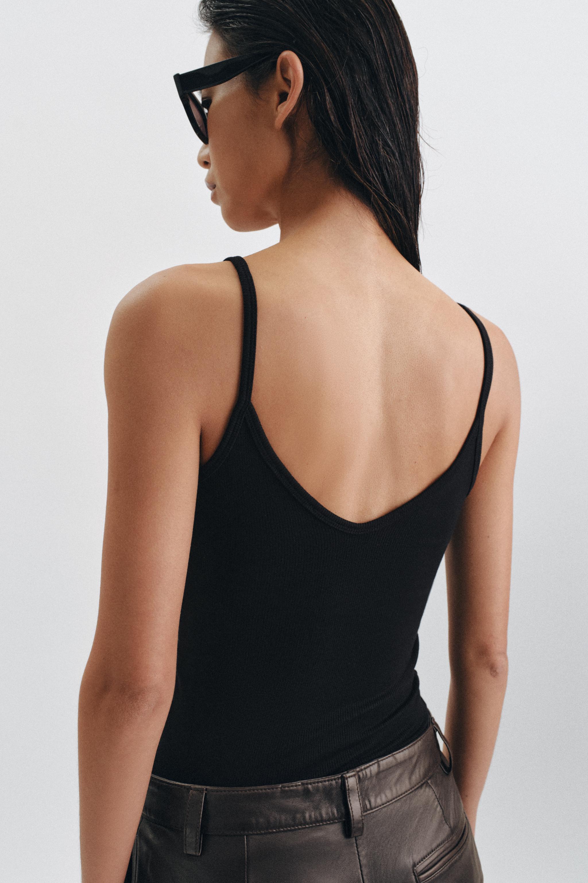 RIBBED TANK TOP