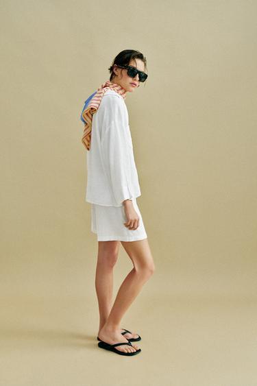 SHORT À PINCES TAILLE HAUTE - Blanc de Zara - Image 4