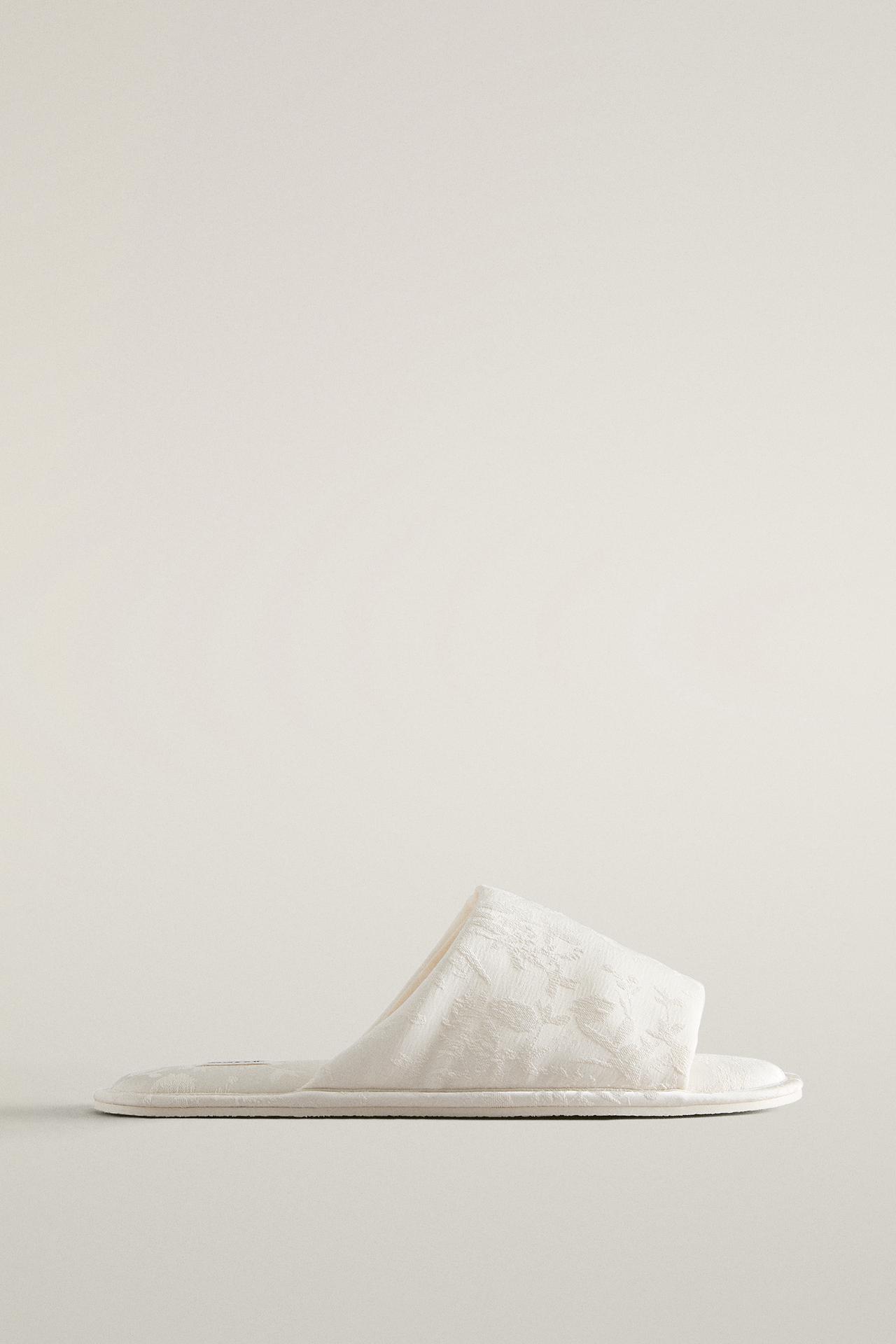 JACQUARD SLIDES — Beige