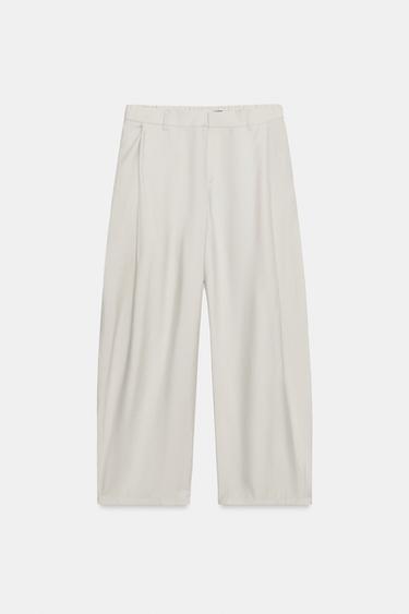 PANTALÓN PLIEGUES - Gris claro de Zara - Imagen 0