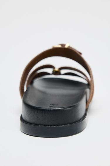 SPLIT SUEDE CROSS STRAP SANDALS - Dark tan by Zara