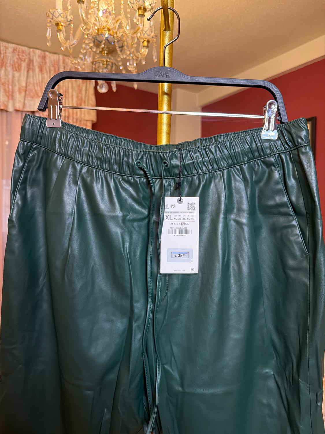 FAUX LEATHER THE WEEKEND TROUSERS - Image 4