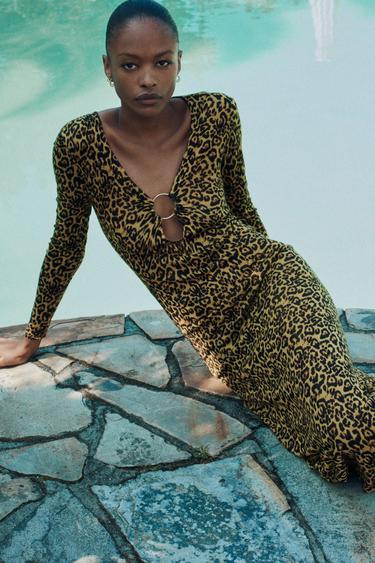 ANIMAL PRINT KNIT DRESS - Leopard by Zara
