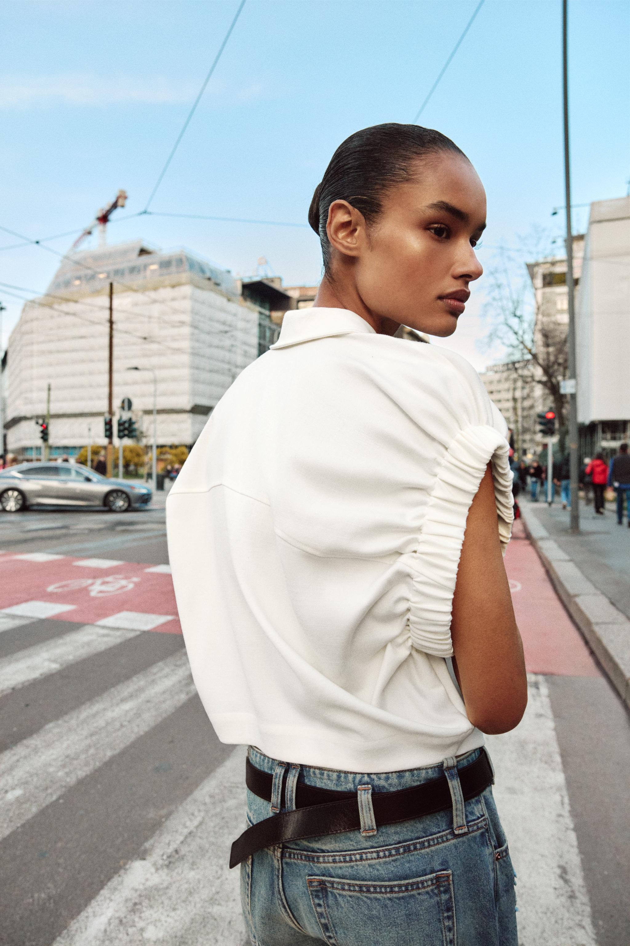 WIDE ARMHOLE SHIRT