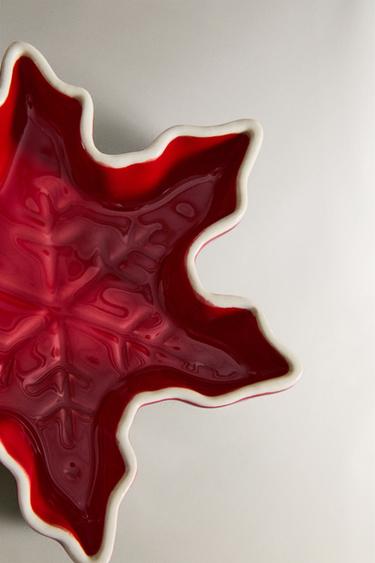 STONEWARE CHRISTMAS SNOWFLAKE PLATE - Red by Zara - Image 2