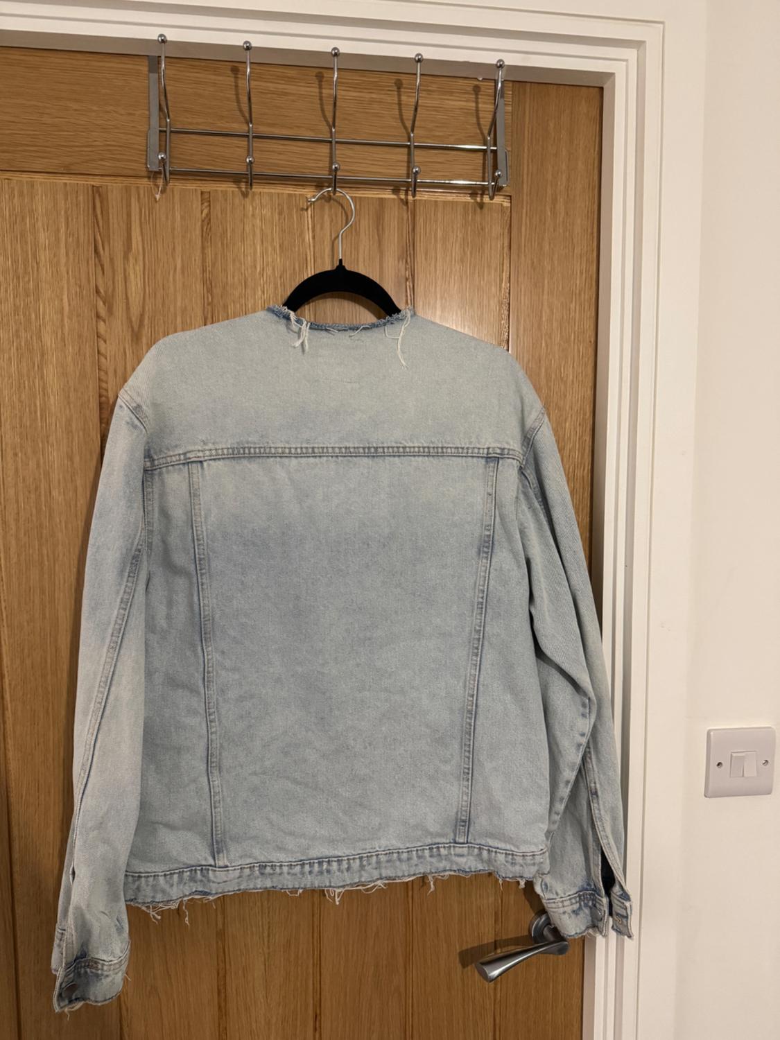 DENIM JACKET WITH IRREGULAR TRIMS - Image 3