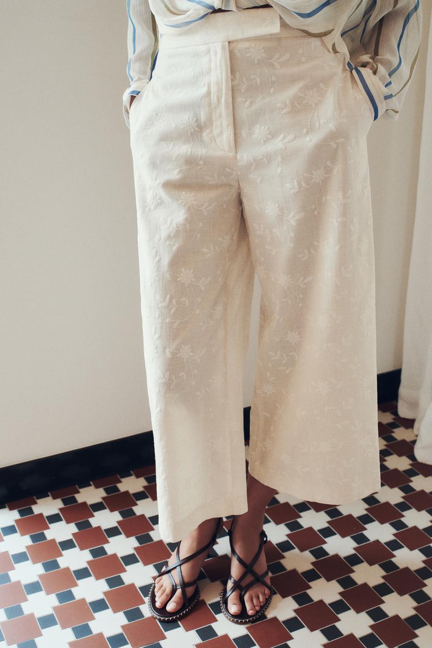 Pantalones Cropped de Mujer | Nueva Colección Online | ZARA España