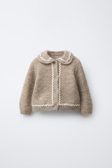 STRICKJACKE MIT WELLENAPPLIKATION - Hellbeige von Zara - Bild 0