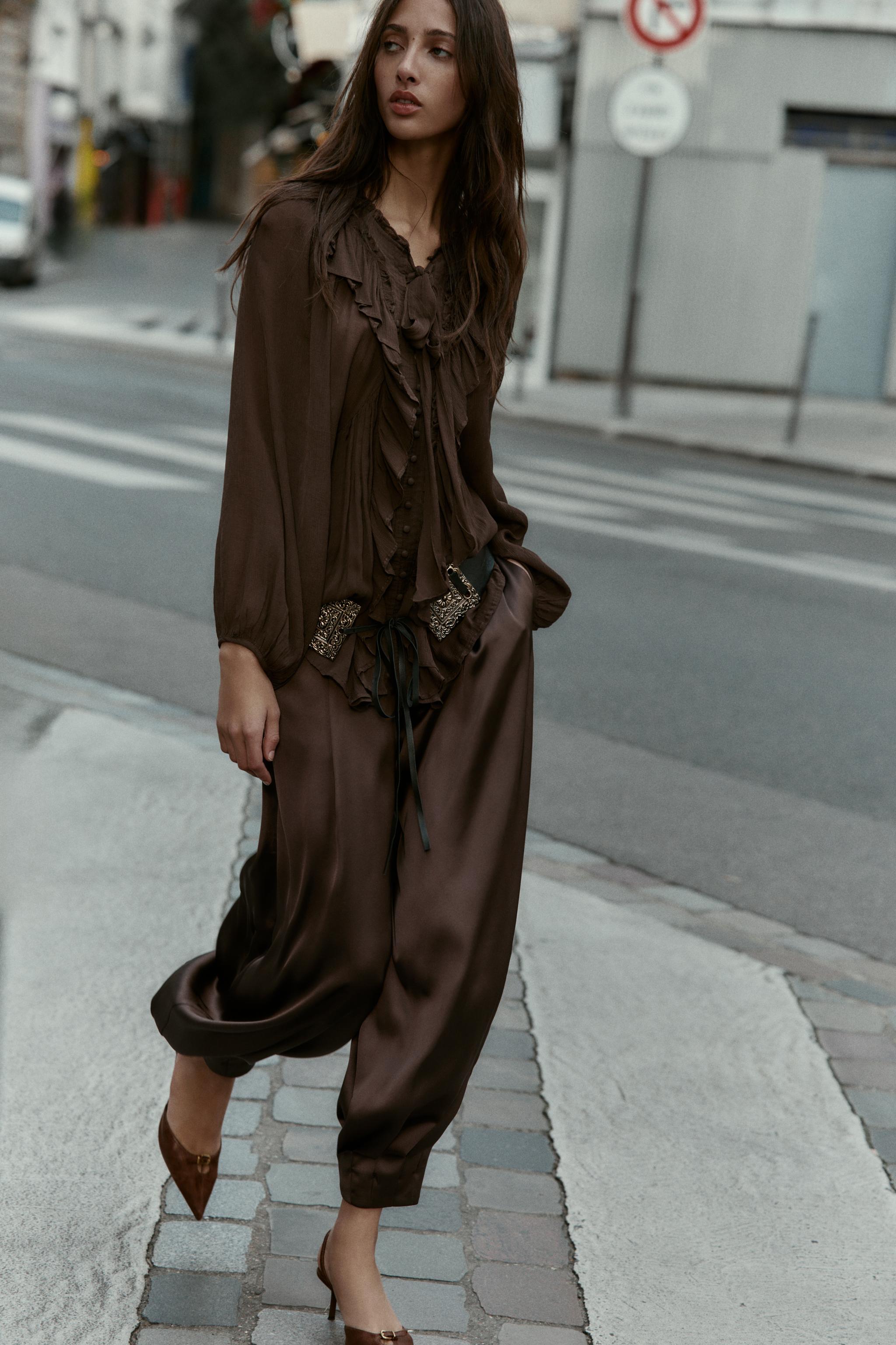FLOWY RUFFLED SHIRT