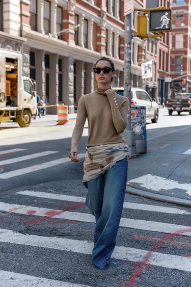 BASIC HIGH NECK KNIT SWEATER - Mink marl by Zara