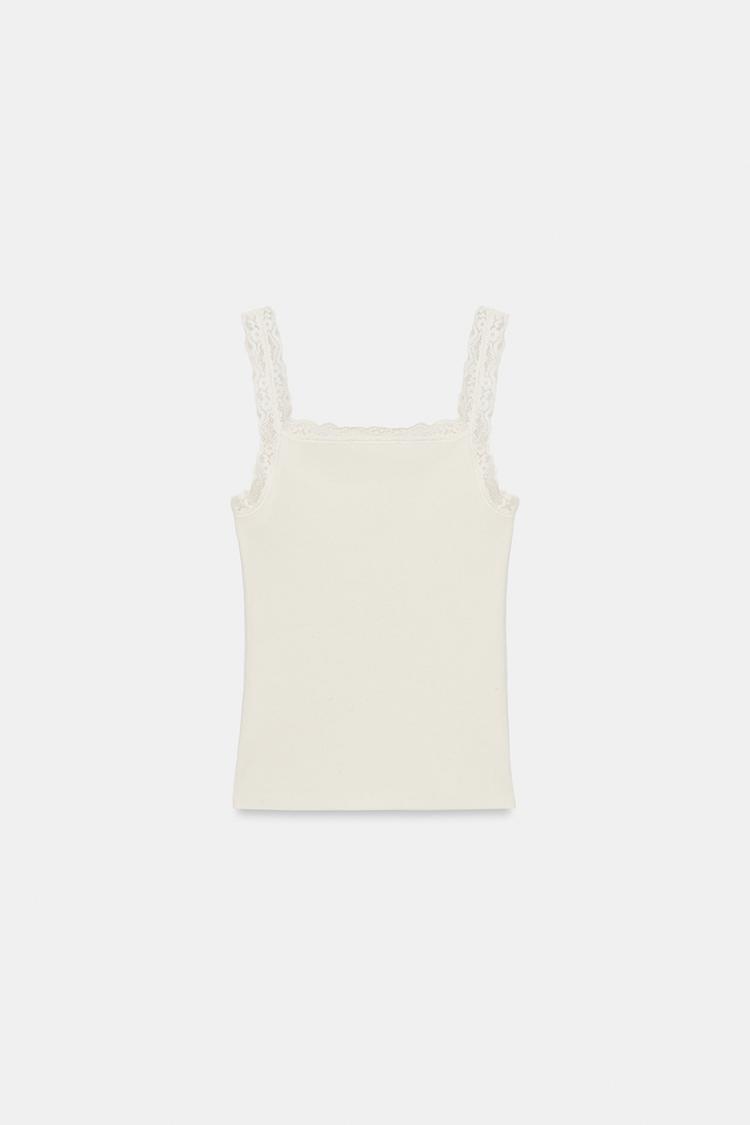 Top de encaje estilo Henley 6