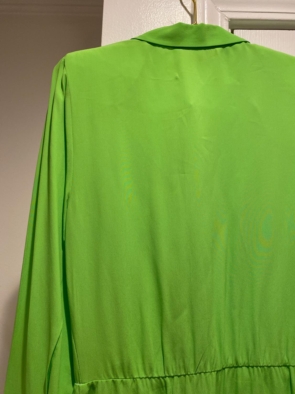 VESTIDO CAMISERO HOMBRERAS - Image 9