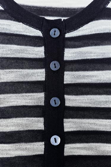 PULL RAYURES BOUTONS - Bleu marine / Blanc de Zara - Image 7