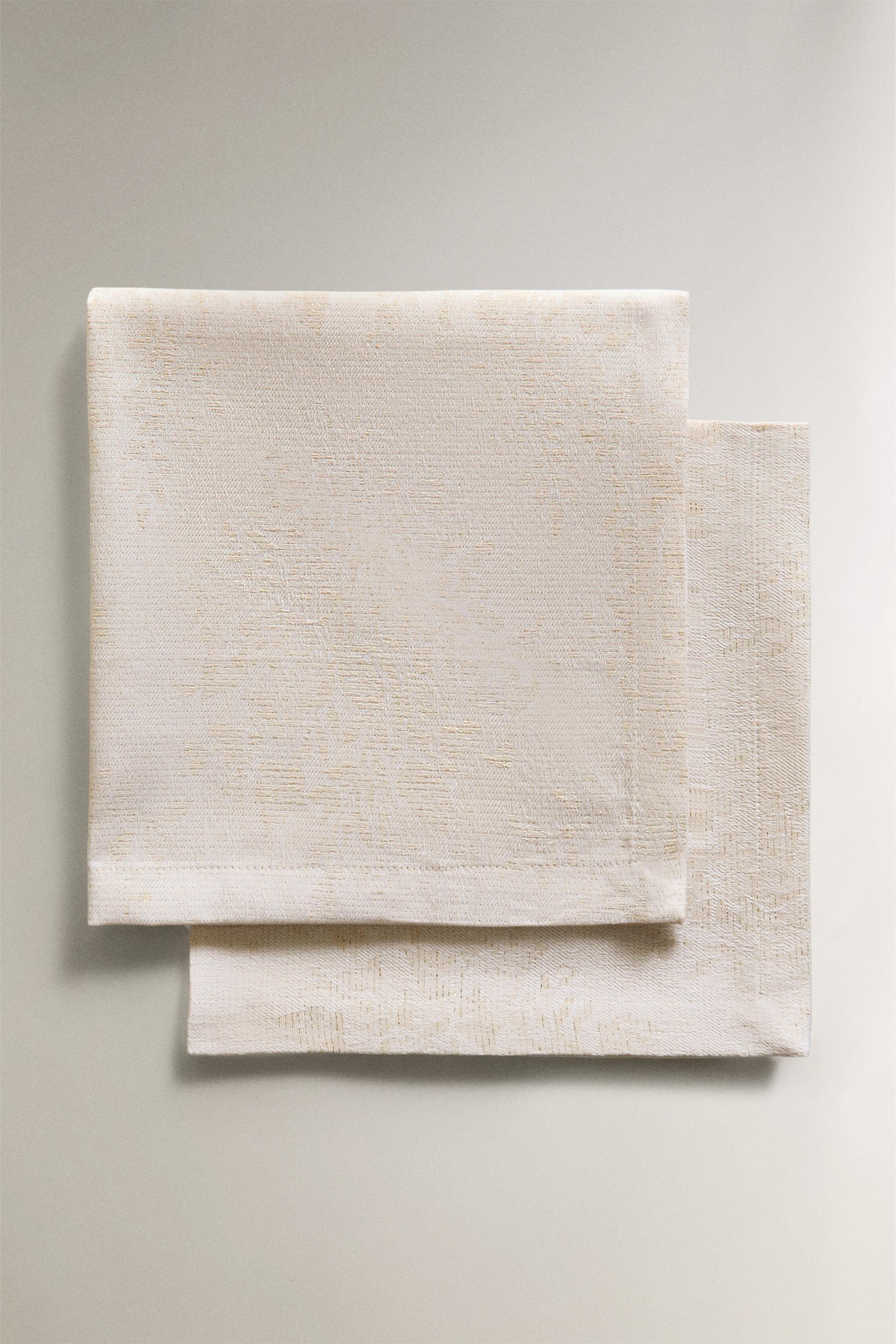 SET OF FRAMED FLORAL COTTON CHRISTMAS NAPKINS (SET OF 2)