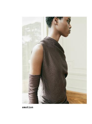 LOOK - 700 de Zara