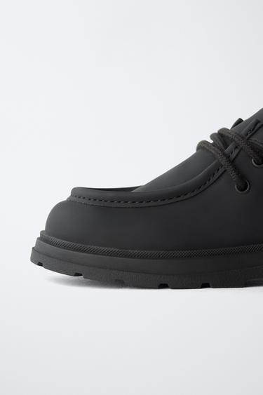 CHAUSSURES À BORD LARGE AVEC LISERÉ - Noir de Zara - Image 3