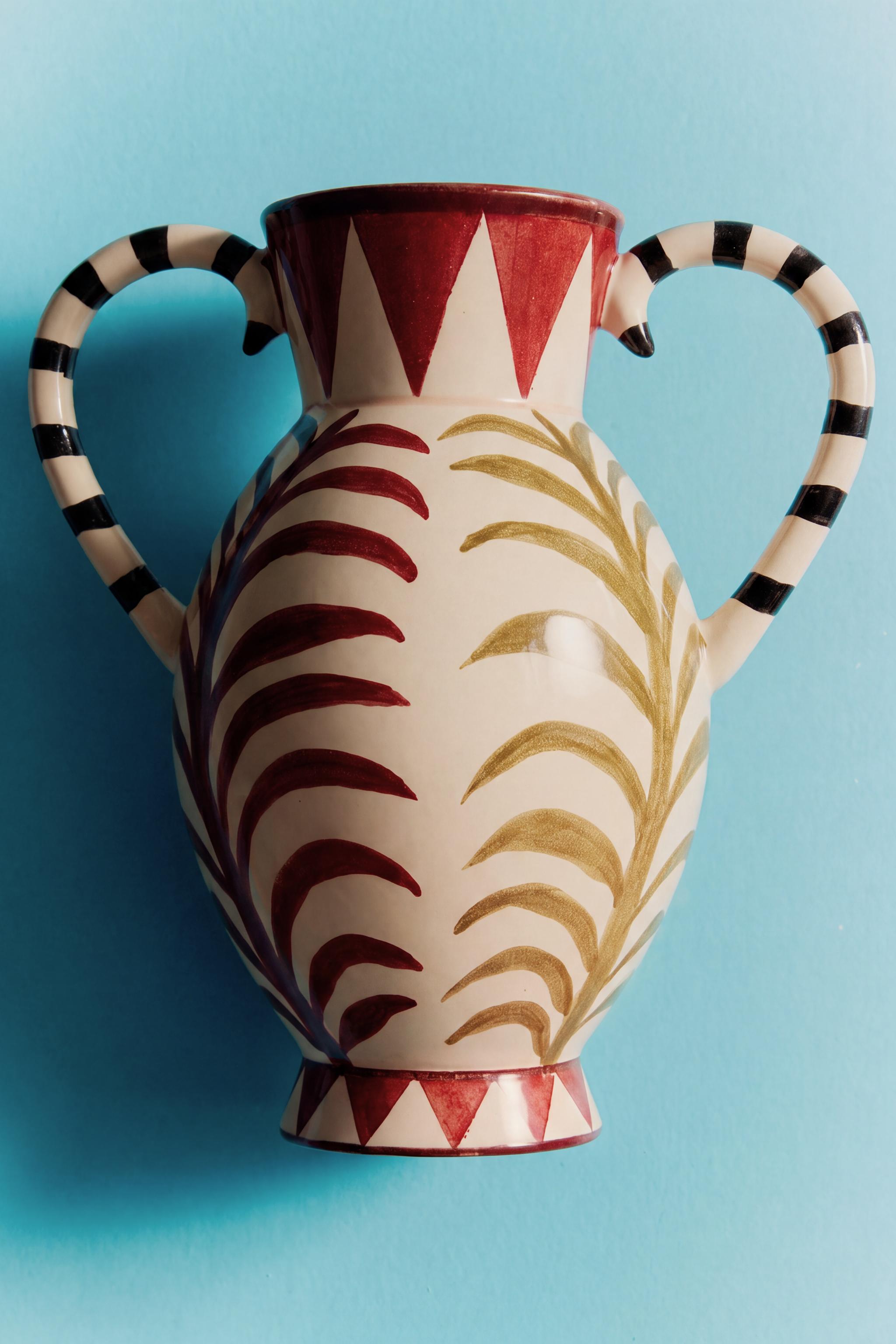 CERAMIC VASE WITH DOUBLE HANDLES — white