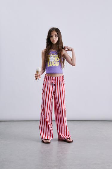 TOP ESTAMPADO SURF - Morado de Zara