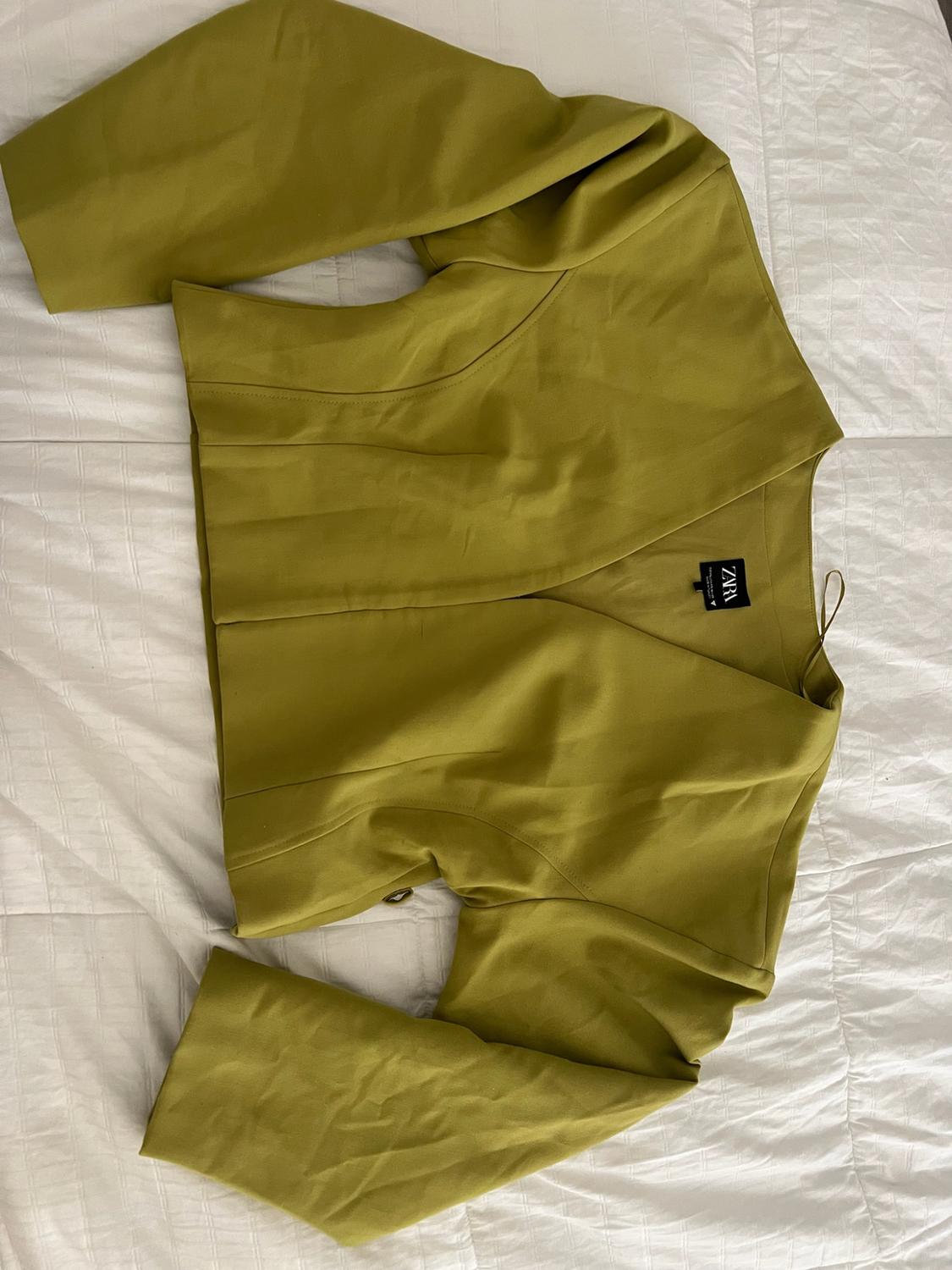 BELTED FITTED BLAZER - Image 3