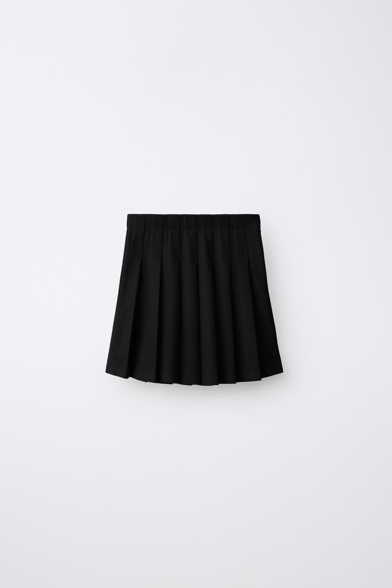 SOLID PLEATED SKIRT — Black
