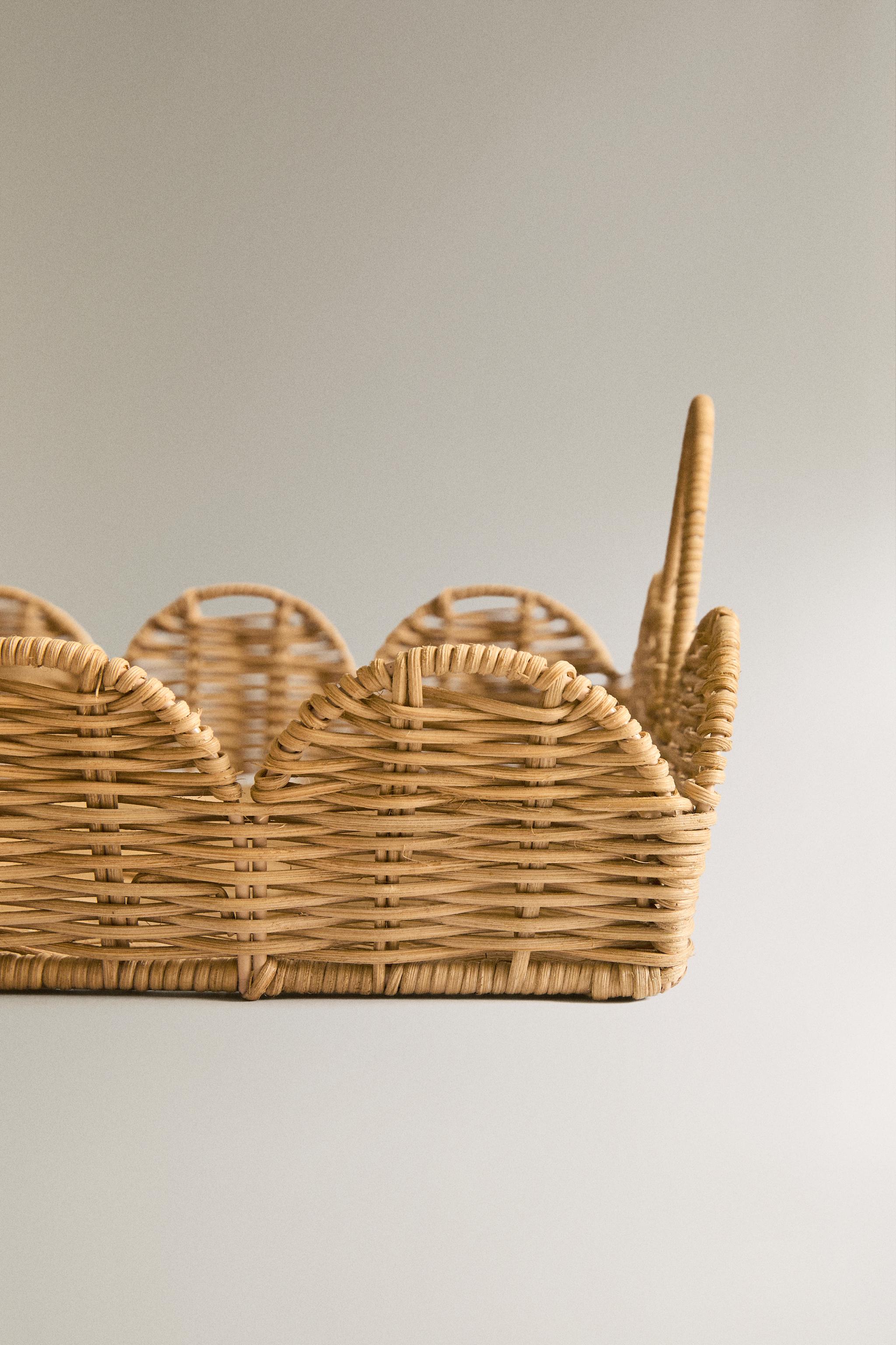 RATTAN WAVE TRAY