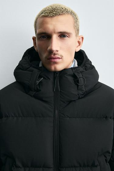 {navn} - {farge} for Zara