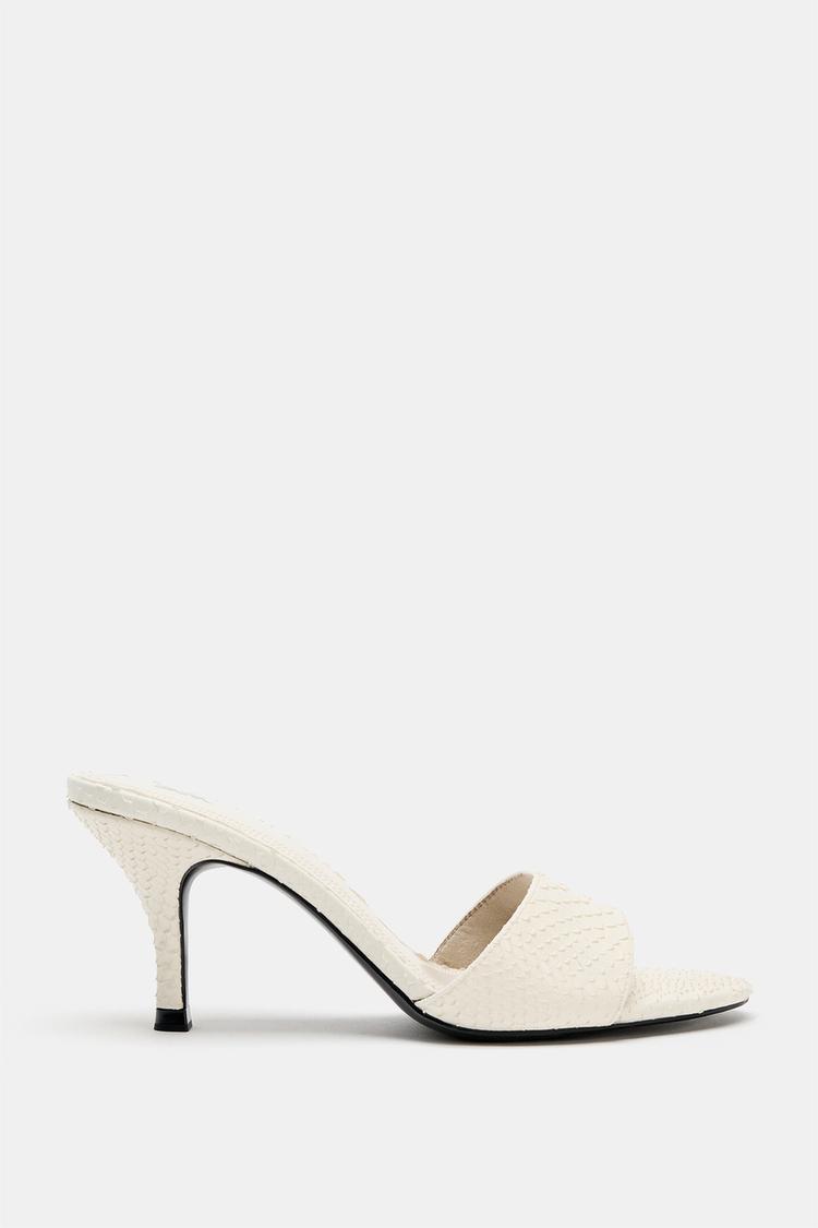 SANDALIAS DE TACÓN CON ESTAMPADO 2