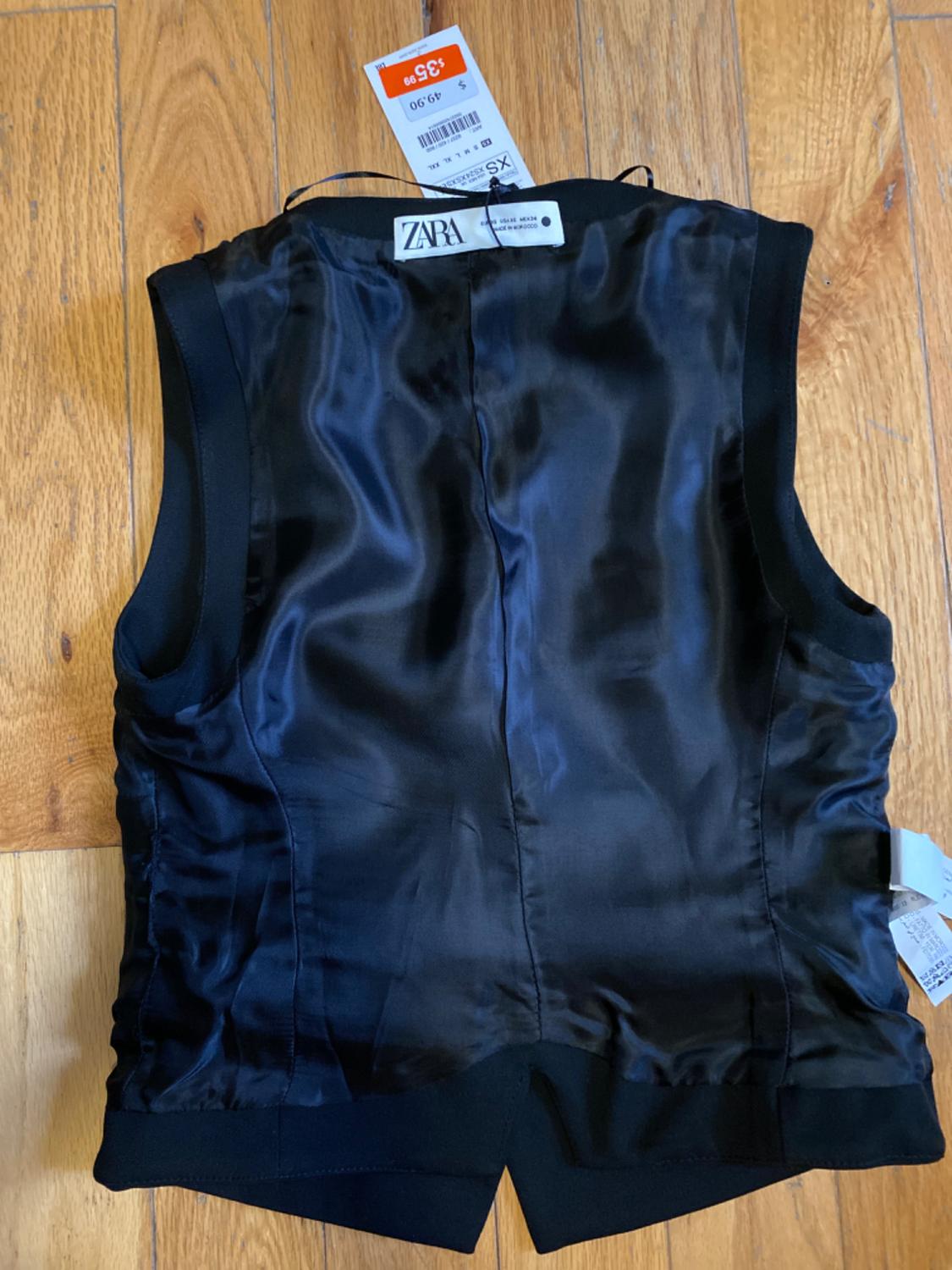 FITTED POCKETS VEST - Image 3