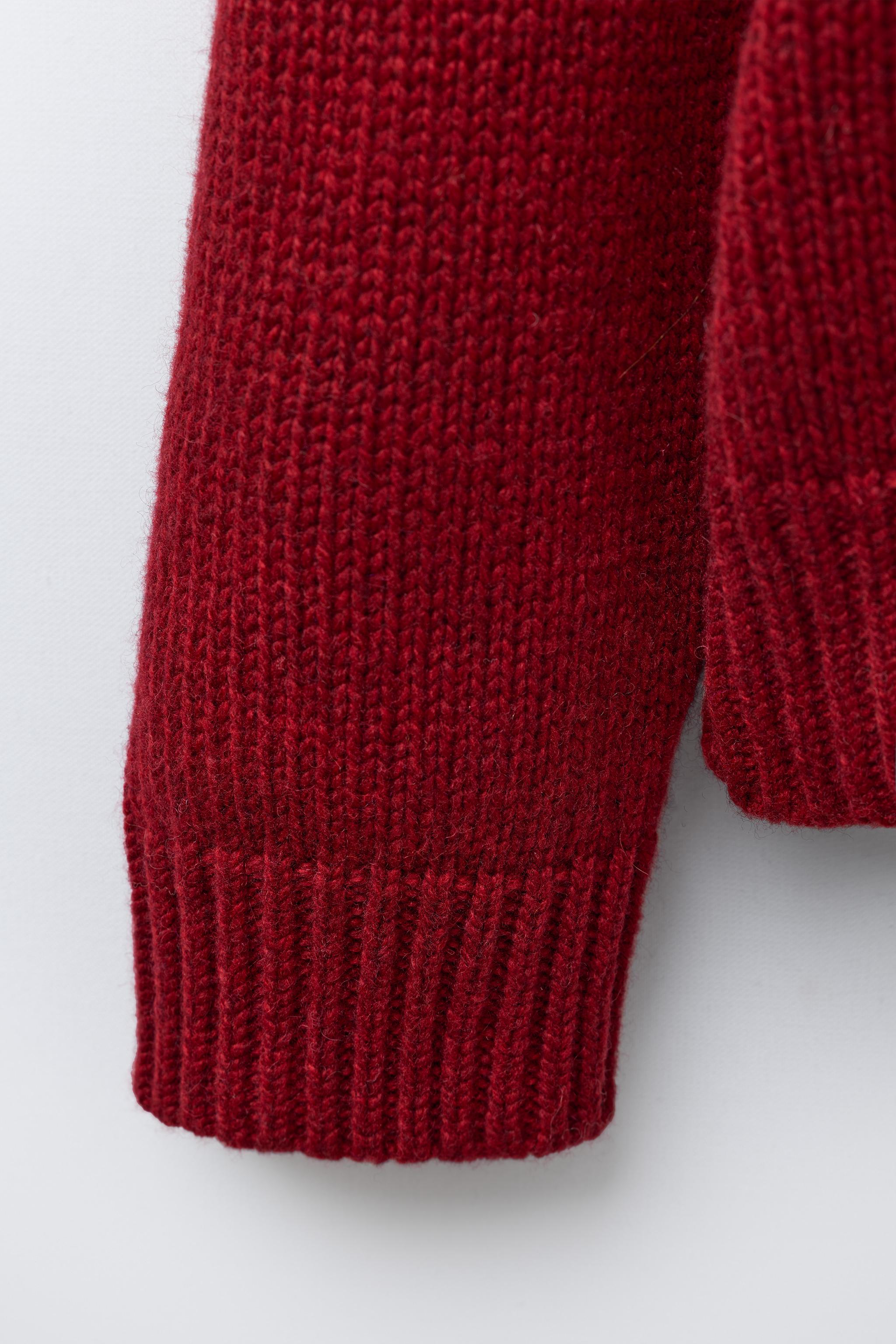 KNIT JUMPER WITH EMBROIDERED BEAR