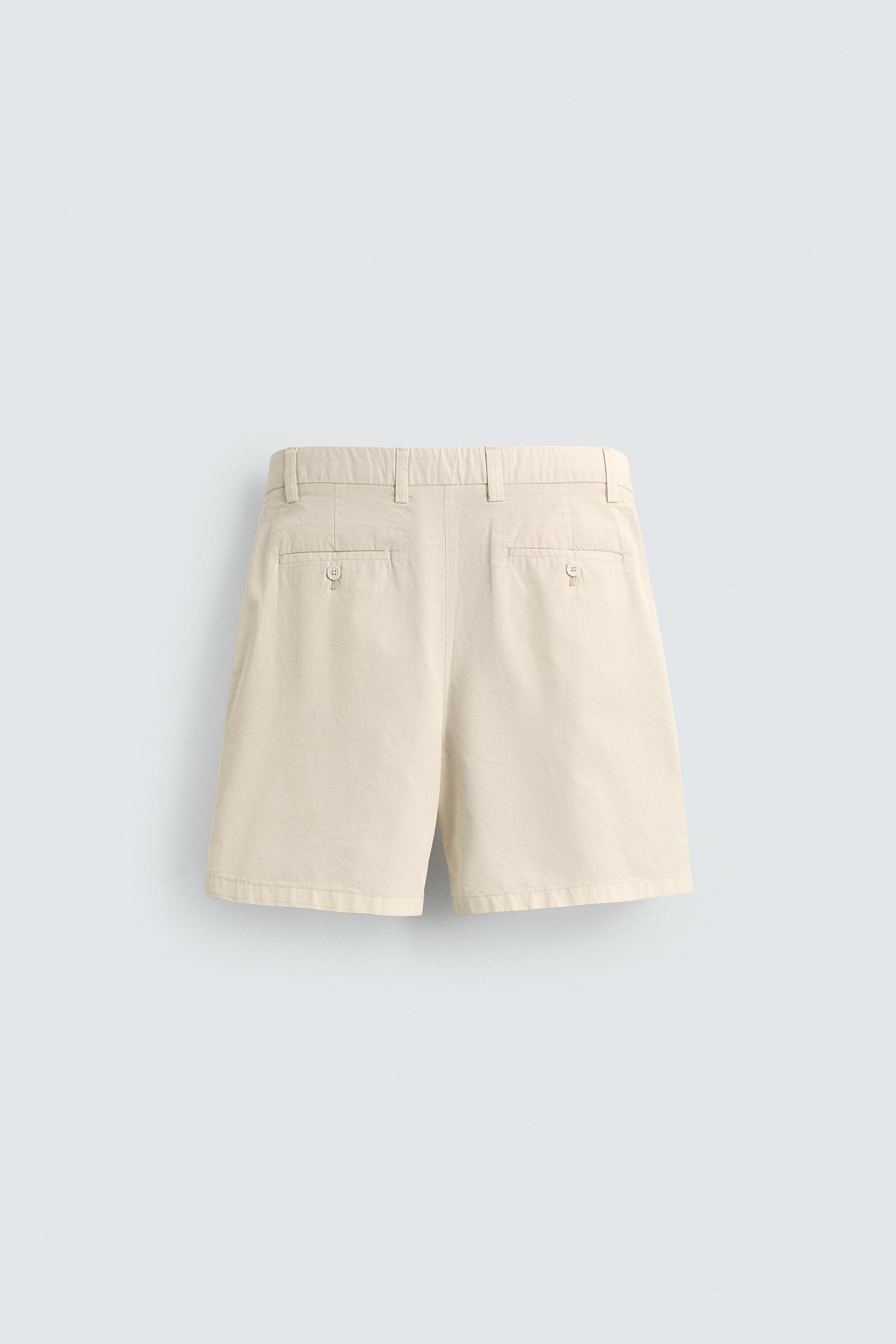 SHORT REGULAR FIT AVEC PLIS