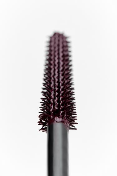 BURGUNDY MASCARA - by Zara