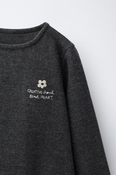 ROBE DOUCE AU TOUCHER AVEC INSCRIPTION BRODÉE - Gris anthracite de Zara - Image 2