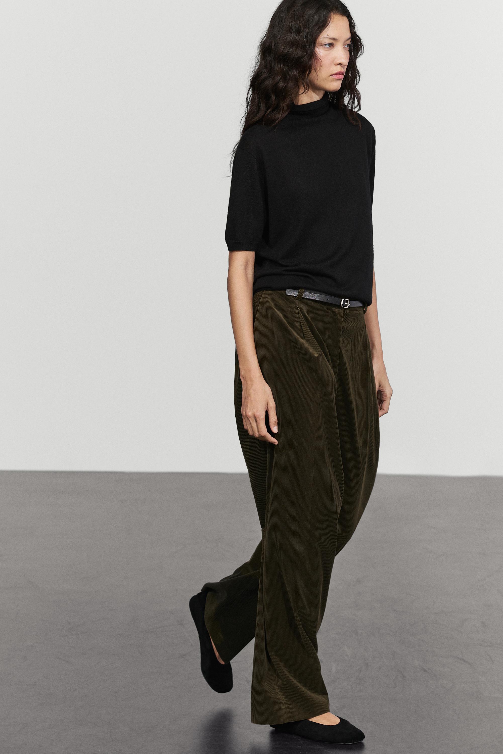 Wide-leg corduroy pants with darts