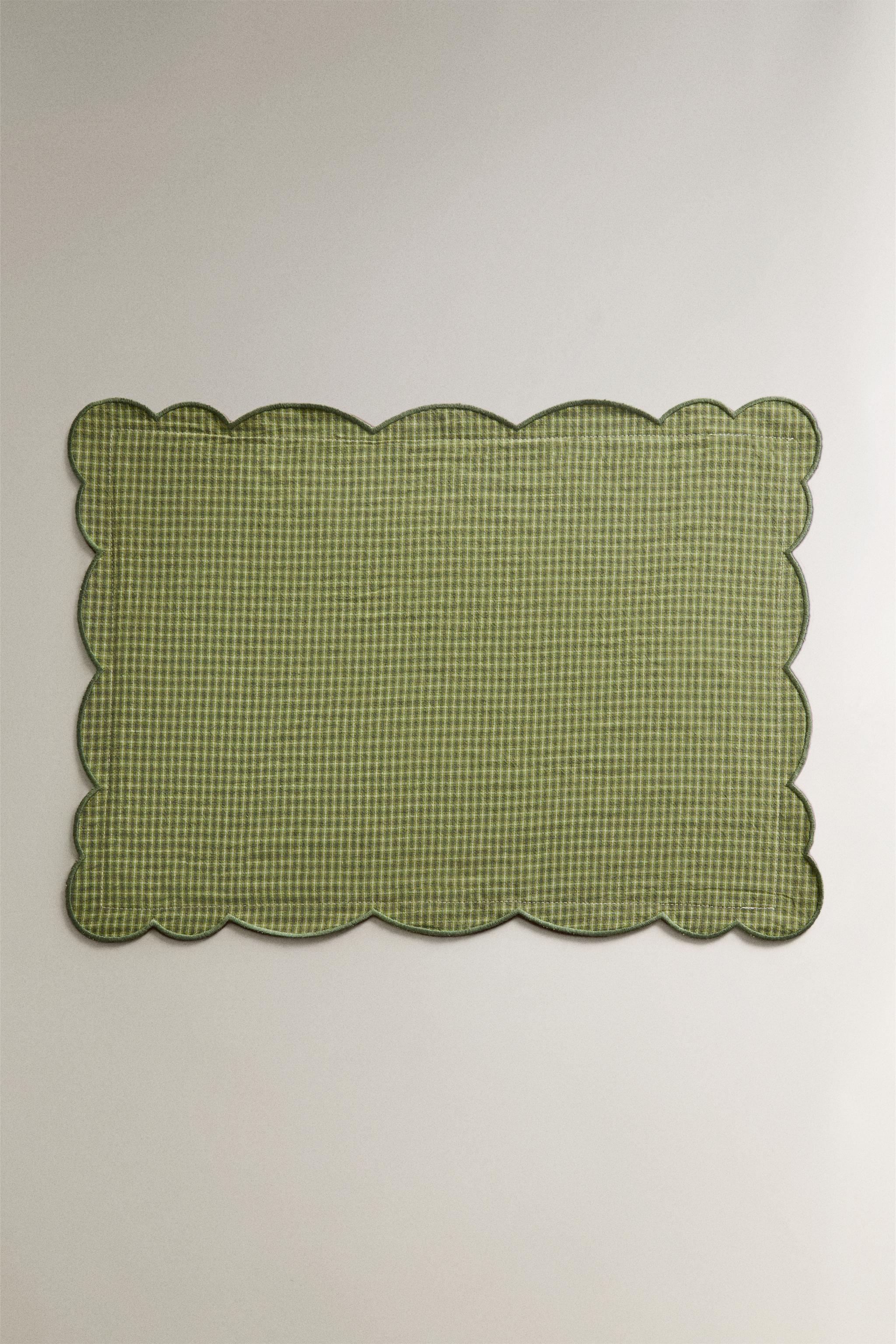 REVERSIBLE GINGHAM PLACEMAT — Green