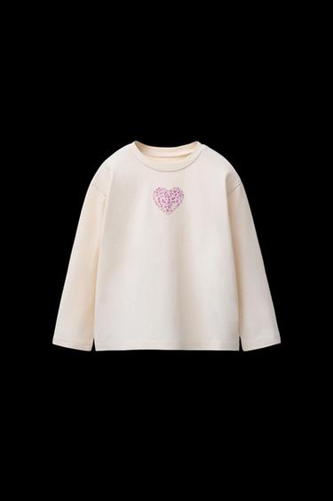 T-SHIRT MIT HERZ-AUFNÄHER - Cremefarben von Zara - Bild 0