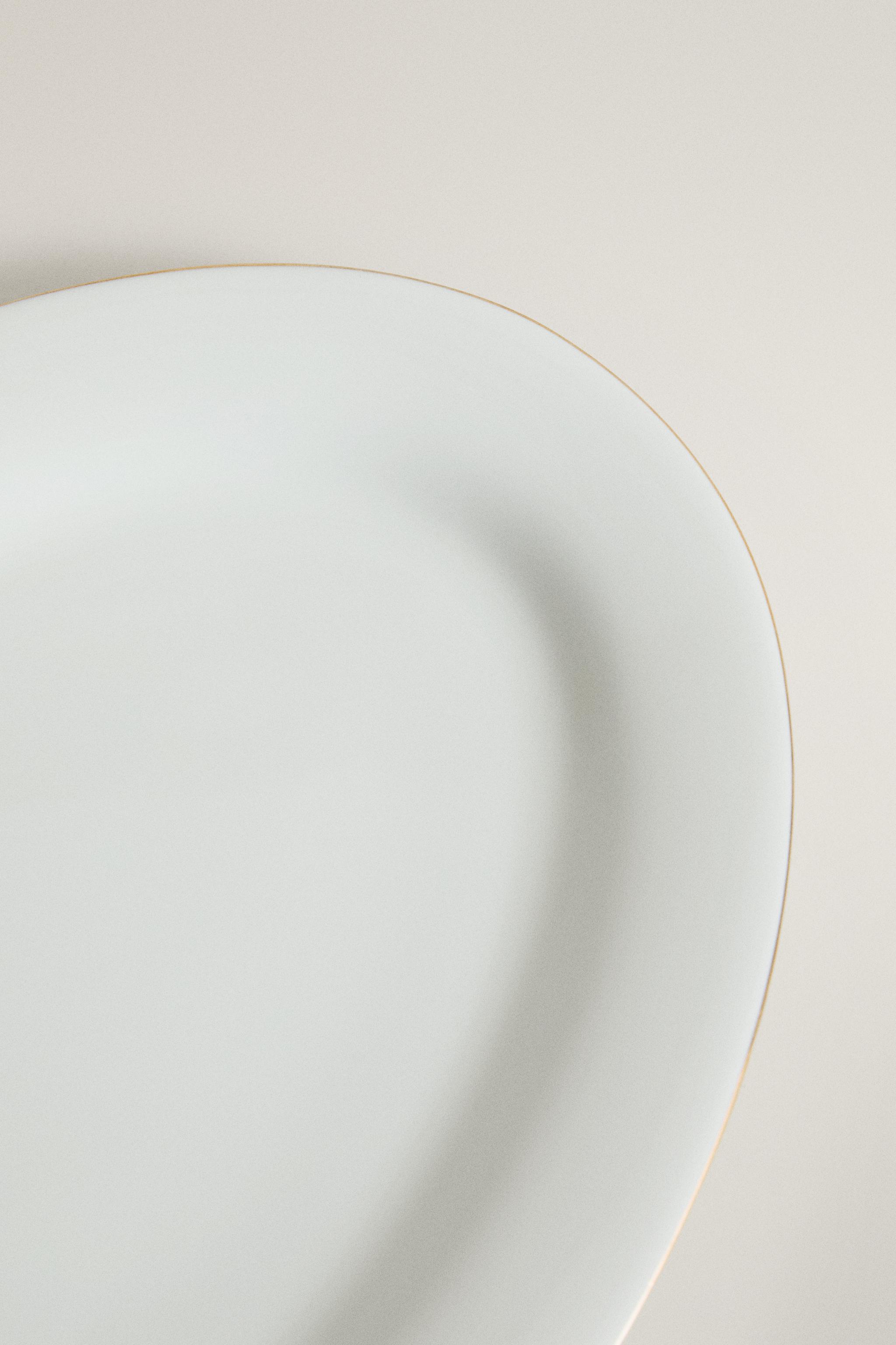 PLAT OVALE PORCELAINE BONE CHINA BORD