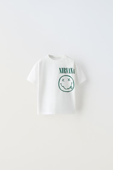 تيشرت ® NIRVANA - أبيض الخاص بـ Zara