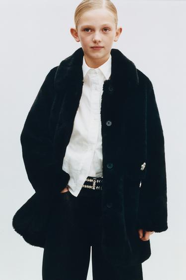 LANGER MANTEL AUS KUNSTFELL - Schwarz von Zara