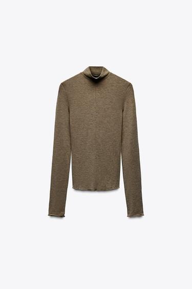 CAMISETA CUELLO ALTO - Visón vigoré de Zara