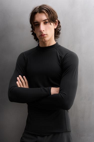 T-SHIRT DE SURF UPF40+ À MANCHES LONGUES - Noir de Zara - Image 5