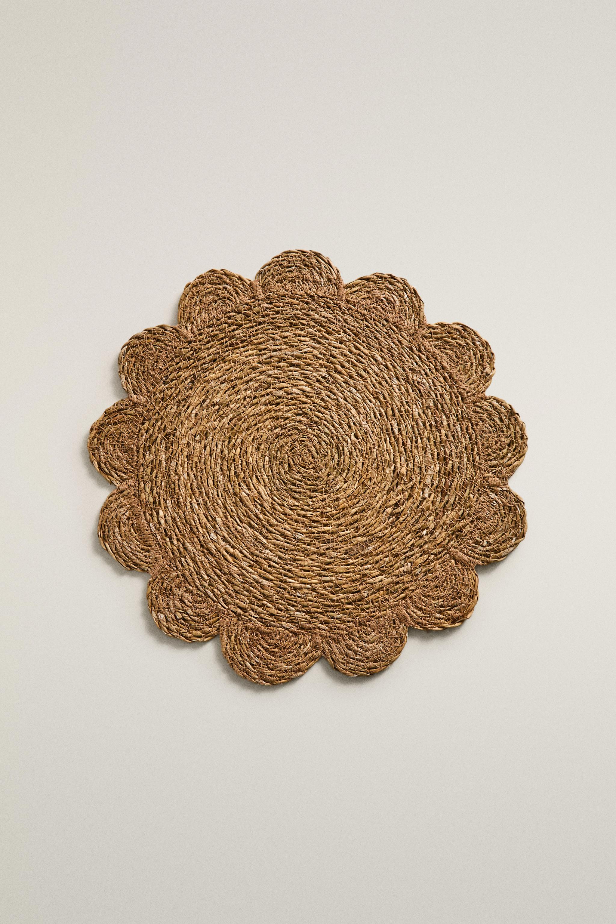 SET DE TABLE FLEUR EN ROTIN